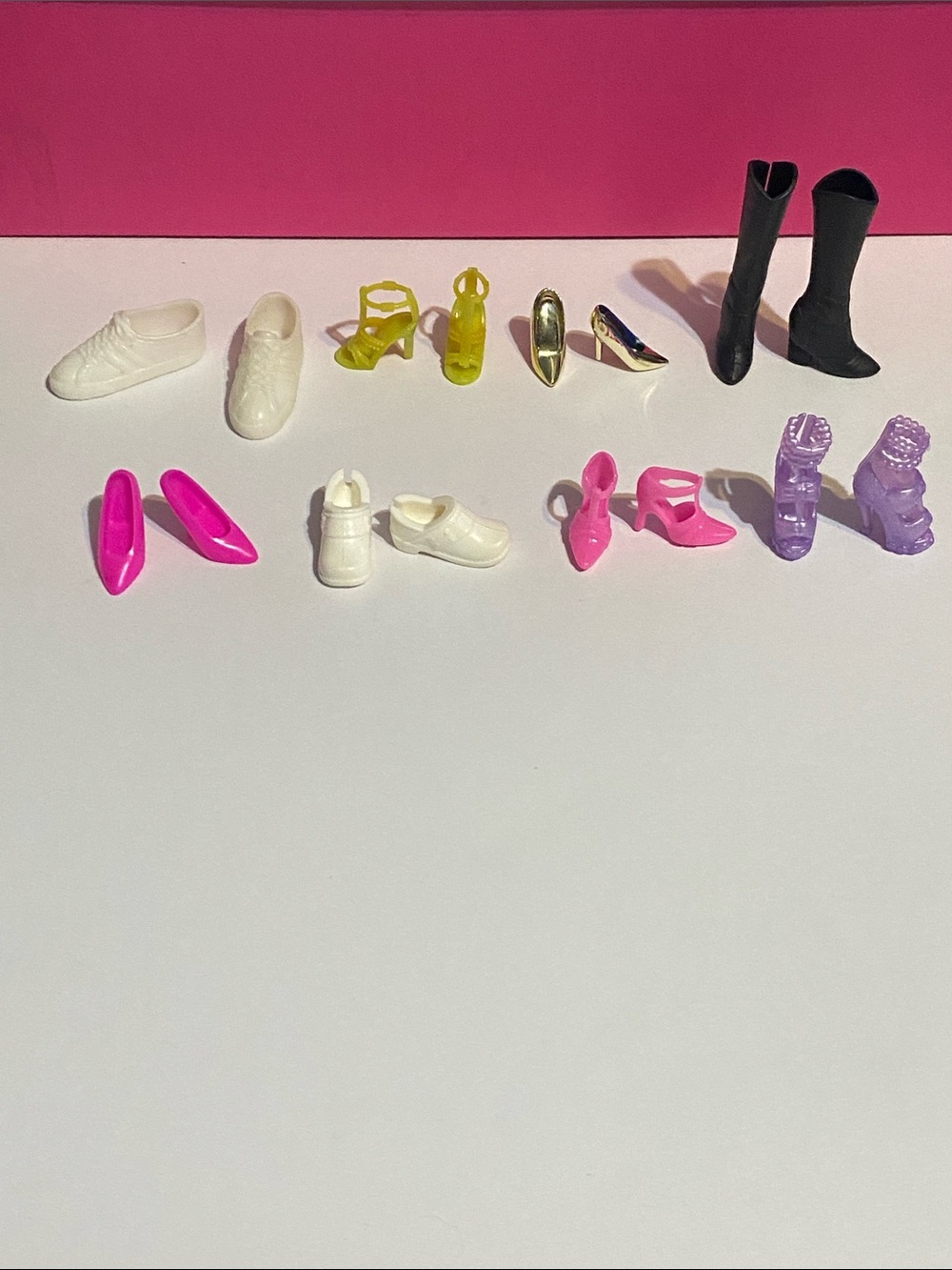 Barbie & Friends assorted Shoes - Pink, White, Black, Yellow, Purple, Gold